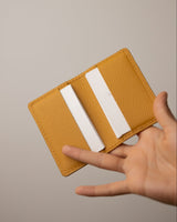 Tarjetero Camarena mostaza